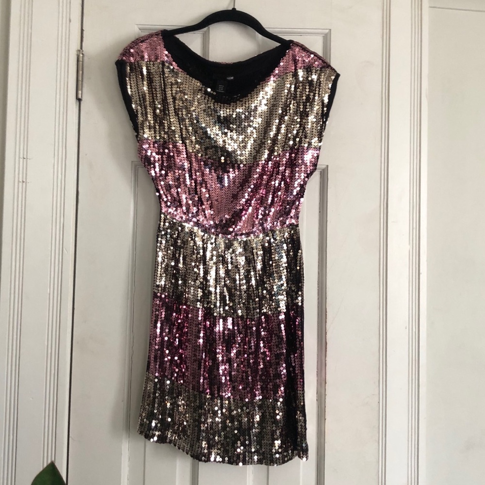 H&M sequin mini